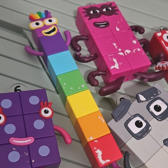 Colorful Block Character Toy Set - Picture 2 of 6